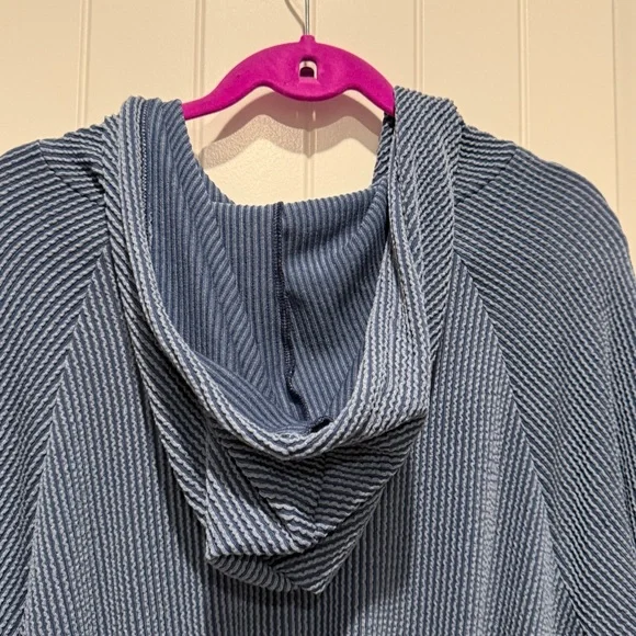 Gilli Soft Blue Hooded Dress Casual Coverups - Picture 8 of 10